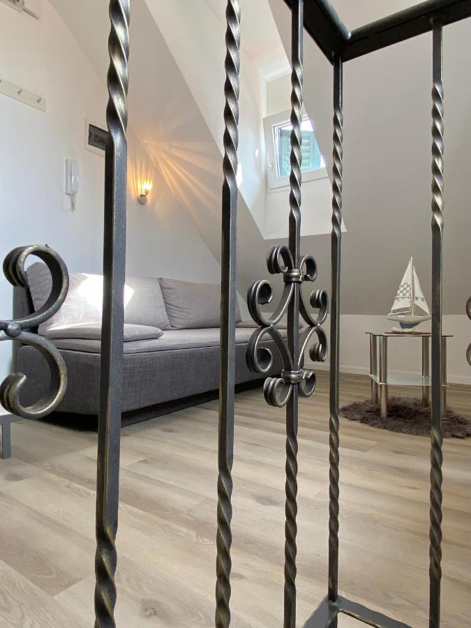 Apartment Cvita Split Exteriör bild